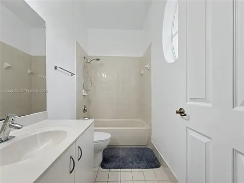 1033 NE 42nd Place Homestead FL 33033