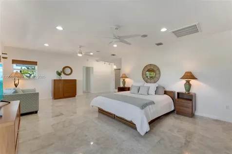 137 Sapodilla Drive Islamorada FL 33036