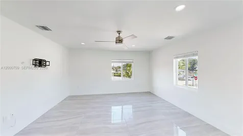 1886 NW 68th Street Miami FL 33147