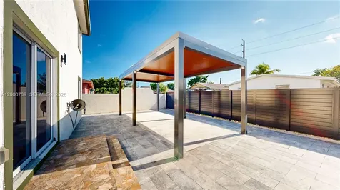 1886 NW 68th Street Miami FL 33147