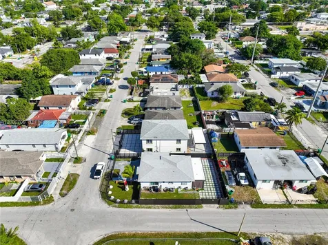 1886 NW 68th Street Miami FL 33147