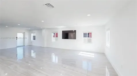 1886 NW 68th Street Miami FL 33147
