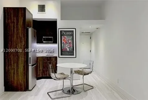 1915 Brickell Avenue Miami FL 33129