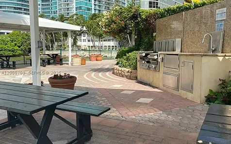 1915 Brickell Avenue Miami FL 33129