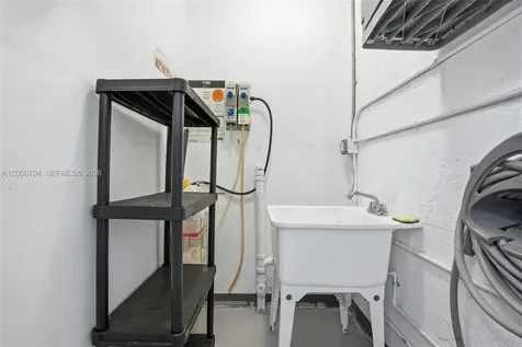 Commercial Kitchen For Sale In Hialeah Gardens Hialeah Gardens FL 33016