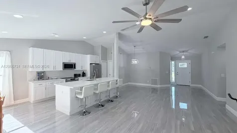 1498 Beche Street SE Palm Bay FL 32909