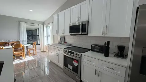 1498 Beche Street SE Palm Bay FL 32909
