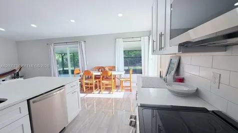 1498 Beche Street SE Palm Bay FL 32909