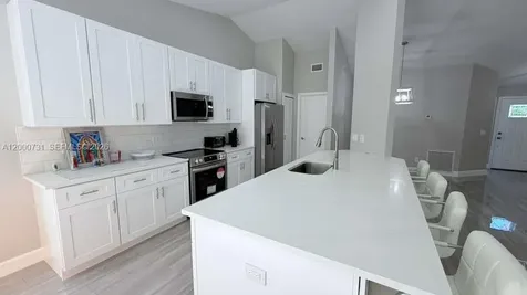 1498 Beche Street SE Palm Bay FL 32909