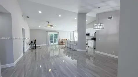 1498 Beche Street SE Palm Bay FL 32909