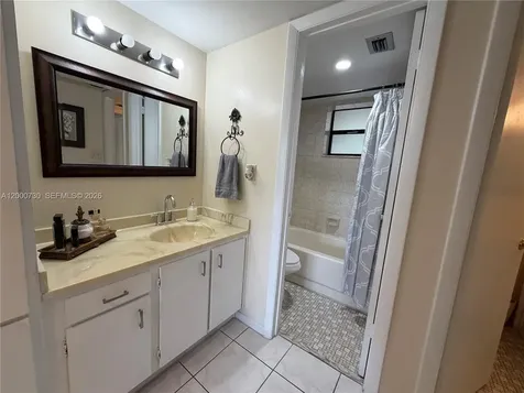 900 Colony Point Circle Pembroke Pines FL 33026