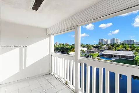 455 Paradise Isle Boulevard Hallandale Beach FL 33009