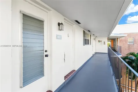 455 Paradise Isle Boulevard Hallandale Beach FL 33009