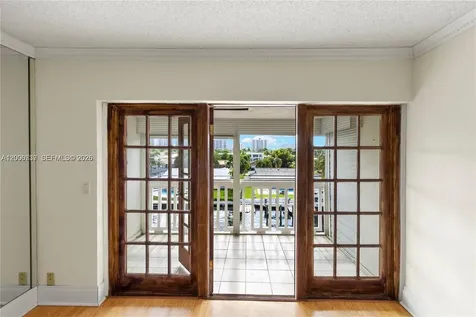 455 Paradise Isle Boulevard Hallandale Beach FL 33009