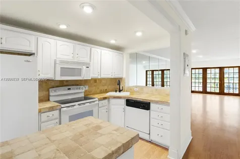 455 Paradise Isle Boulevard Hallandale Beach FL 33009
