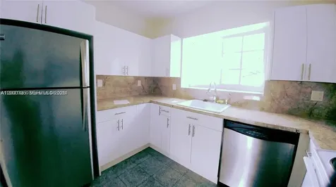 462 Golden Isles Drive Hallandale Beach FL 33009