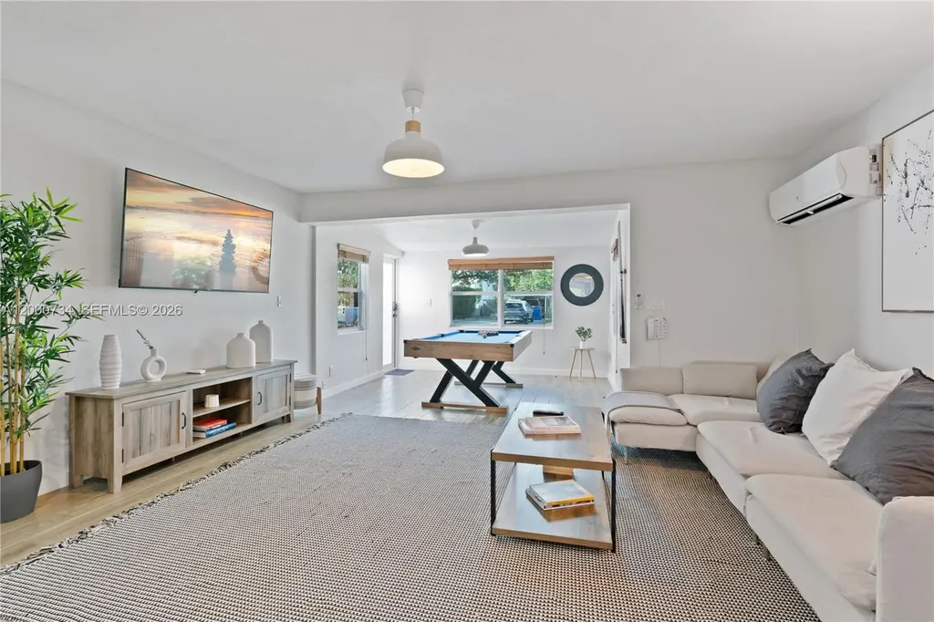 300 SW 23rd Street Fort Lauderdale FL 33315