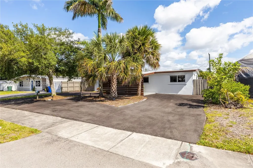 3331 SW 21st Street Fort Lauderdale FL 33312