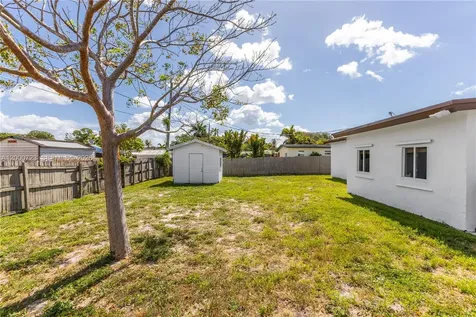3331 SW 21st Street Fort Lauderdale FL 33312