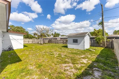 3331 SW 21st Street Fort Lauderdale FL 33312