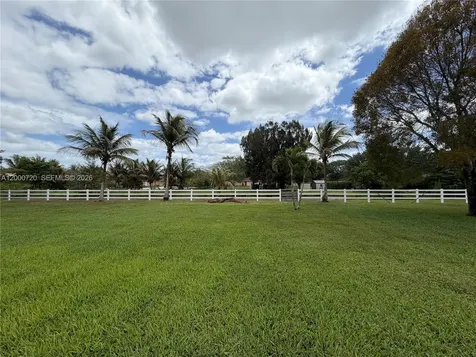 4810 SW 198th Terrace Southwest Ranches FL 33332
