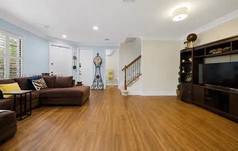 110 E Riverwalk Circle E Plantation FL 33325