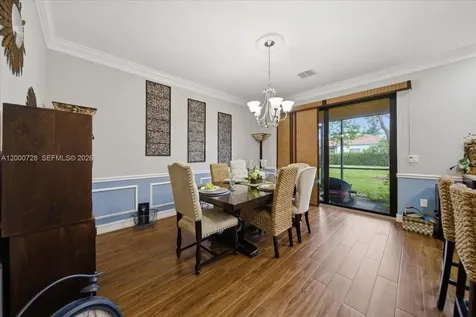110 E Riverwalk Circle E Plantation FL 33325
