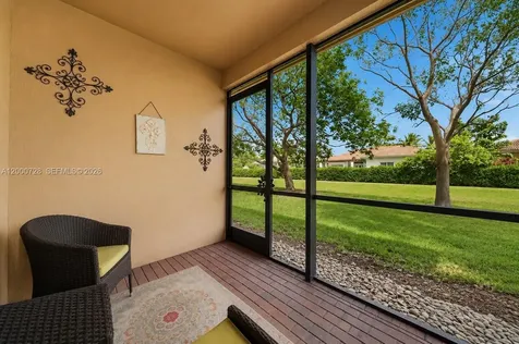 110 E Riverwalk Circle E Plantation FL 33325