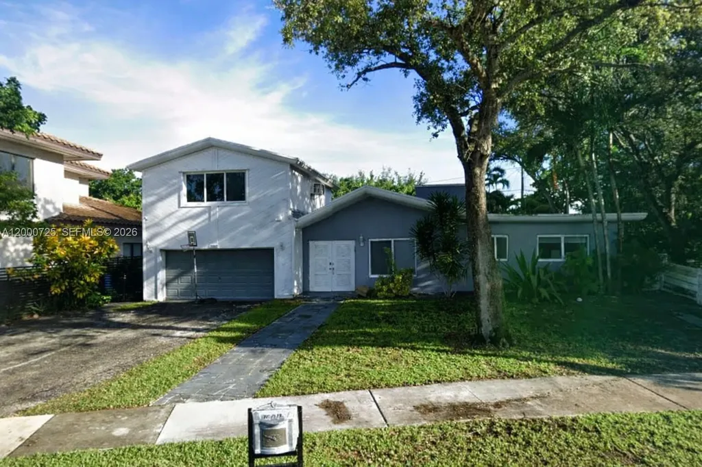 2555 NE 202nd Street Miami FL 33180