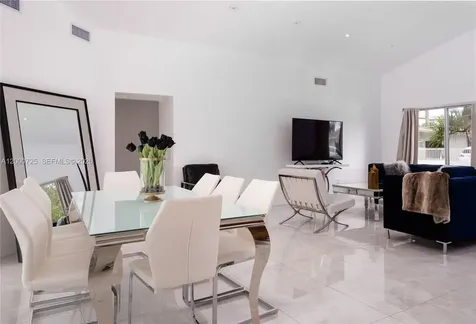 2555 NE 202nd Street Miami FL 33180