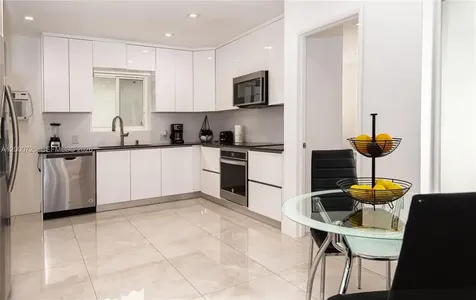 2555 NE 202nd Street Miami FL 33180