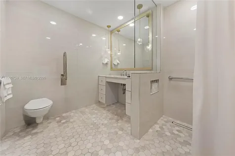 1077 NW 170th Avenue Pembroke Pines FL 33028