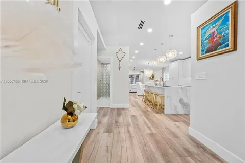 1077 NW 170th Avenue Pembroke Pines FL 33028