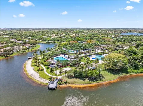 1077 NW 170th Avenue Pembroke Pines FL 33028