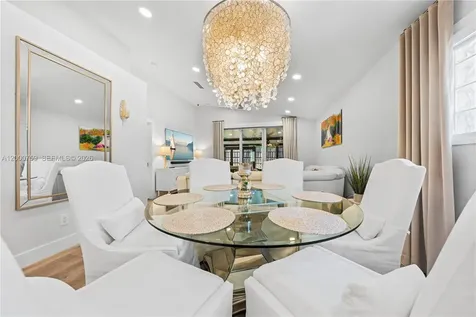 1077 NW 170th Avenue Pembroke Pines FL 33028