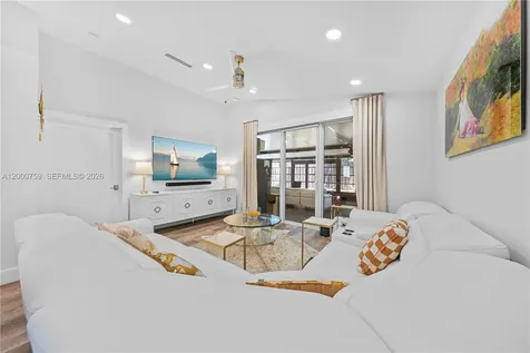 1077 NW 170th Avenue Pembroke Pines FL 33028