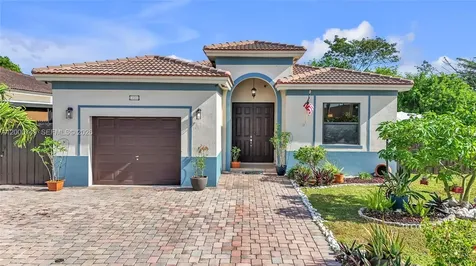 13501 SW 272nd Terrace Homestead FL 33032