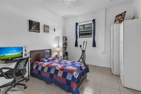 13501 SW 272nd Terrace Homestead FL 33032