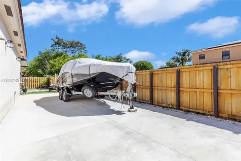 13501 SW 272nd Terrace Homestead FL 33032