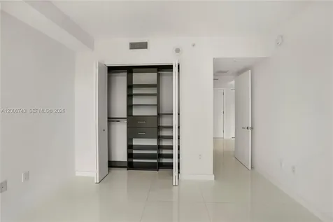 31 SE 6 Street Miami FL 33131