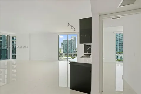 31 SE 6 Street Miami FL 33131