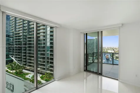 31 SE 6 Street Miami FL 33131