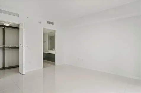 31 SE 6 Street Miami FL 33131