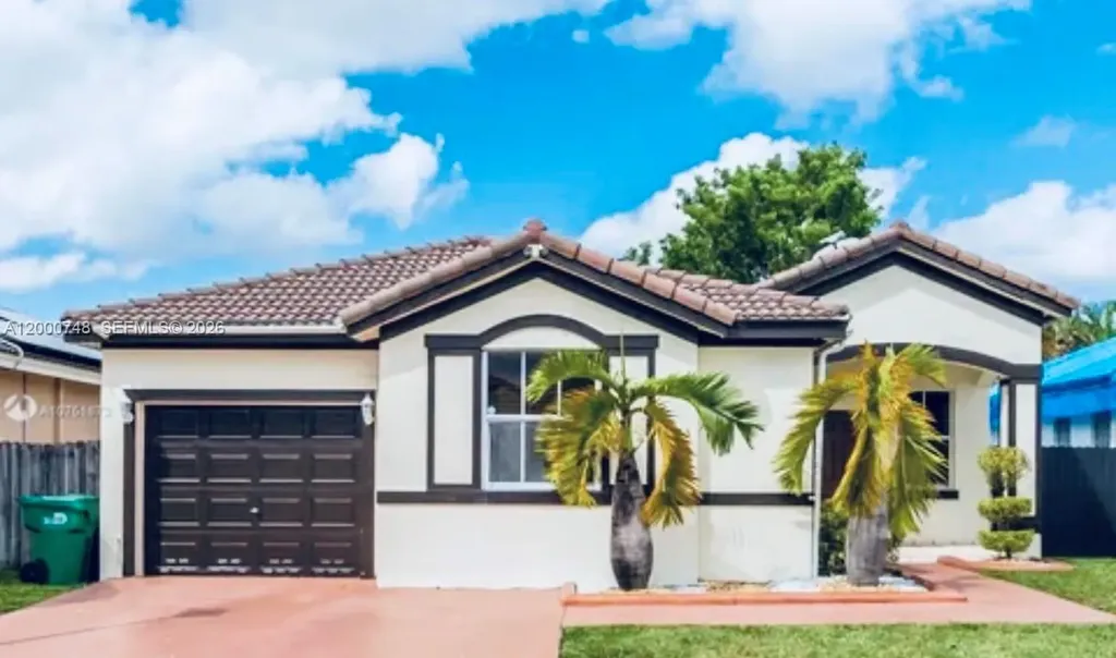 8135 NW 198th Terrace Hialeah FL 33015