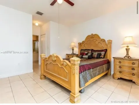 8135 NW 198th Terrace Hialeah FL 33015