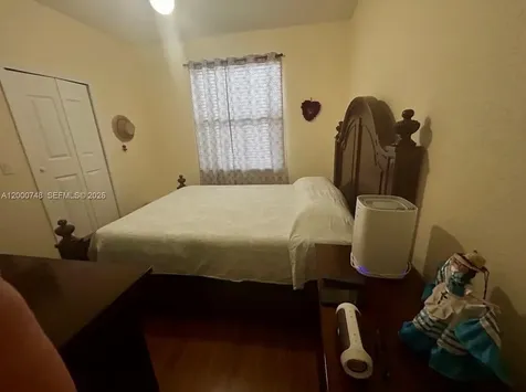8135 NW 198th Terrace Hialeah FL 33015