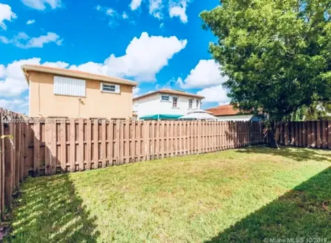 8135 NW 198th Terrace Hialeah FL 33015