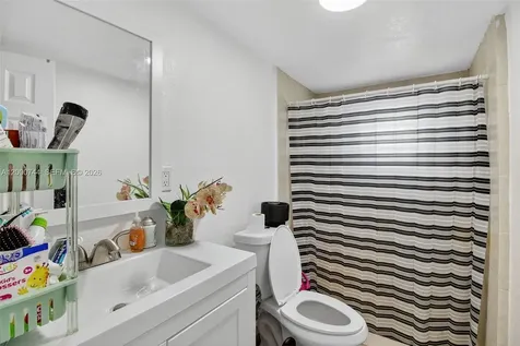 1680 NW 22nd Court Miami FL 33125
