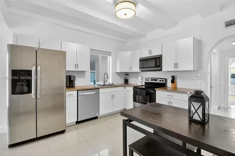 1680 NW 22nd Court Miami FL 33125