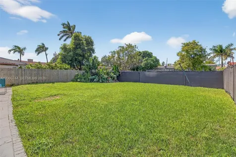 1680 NW 22nd Court Miami FL 33125